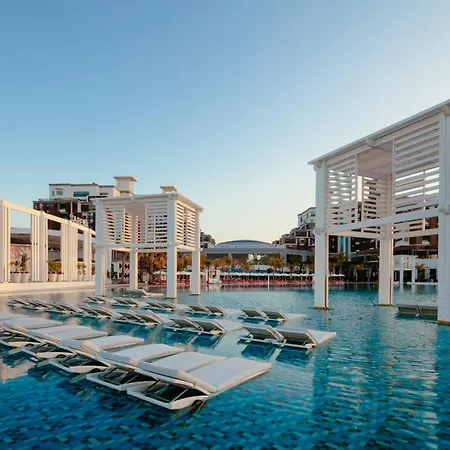 Selectum Luxury Ξενοδοχείο