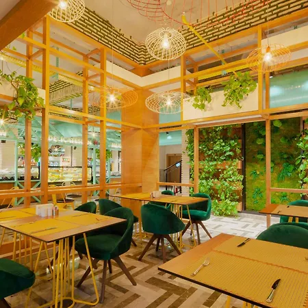 Selectum Luxury Hotel 5*
